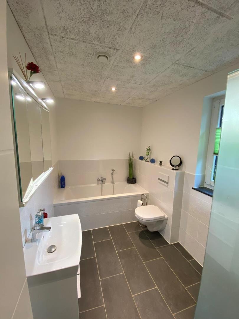 Neu! Modernes Ferienhaus Schwanbeck Mit Whirlpool-Option Dassow ภายนอก รูปภาพ